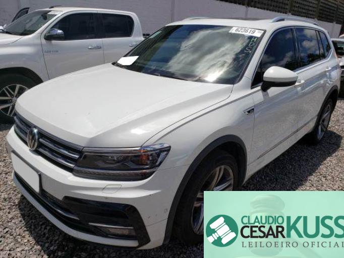 VOLKSWAGEN TIGUAN 18/18